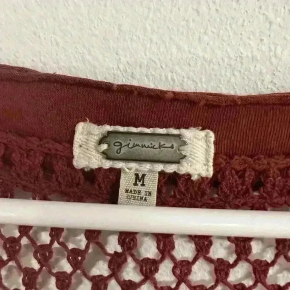 EUC gimmick by BKE  red orange shirt never worn like new condition size M - Picture 2 of 4